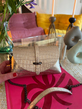 Charger l'image dans la galerie, Sac Bee By Sandra tout en cuir croco doré 💫
