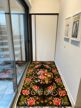 Charger l'image dans la galerie, Tapis Moldave Vintage Diane 2