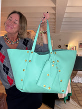 Upload image to gallery, SAC CABAS GEORGES CUIR LISSE DIABOLO MENTHE