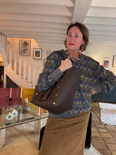 Upload image to gallery, SAC CABAS GEORGES CUIR GRAINÉ CHOCOLAT