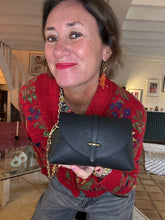 Charger l'image dans la galerie, SAC EN CUIR GRAINÉ NOIR NELLY