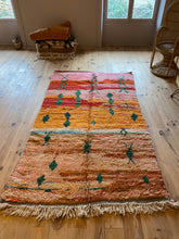 Charger l&#39;image dans la galerie, Tapis Boujaad Neuf en laine recyclée Sunrise
