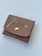 Charger l'image dans la galerie, Porte Monnaie En Cuir I See You
