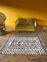 Charger l&#39;image dans la galerie, Tapis Béni Ouarain Neuf tissé sur un Kilim Neuf Bamba 2
