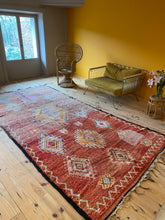 Charger l&#39;image dans la galerie, Tapis Boujaad Vintage Sanguine
