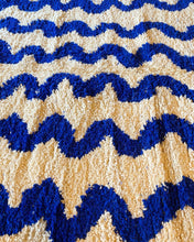 Charger l&#39;image dans la galerie, Tapis Béni Ouarain Neuf Amour d’Amour de Vagues
