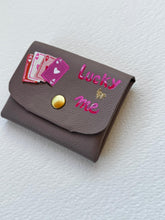 Charger l'image dans la galerie, Porte Monnaie en Cuir Lucky Me
