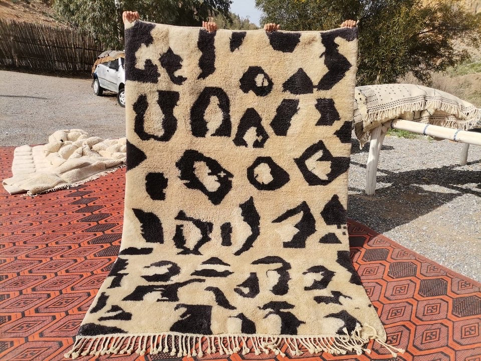 Tapis Mrirt Neuf Leopard