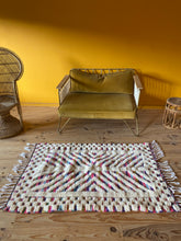 Charger l&#39;image dans la galerie, Tapis Béni Ouarain Neuf tissé sur un Kilim Neuf Bamba 2
