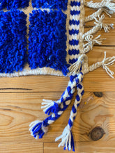 Charger l&#39;image dans la galerie, Tapis Béni Ouarain Neuf Blue Sky
