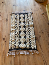 Charger l&#39;image dans la galerie, Tapis Béni Ouarain Neuf tissé sur un Kilim Neuf Bamba 3
