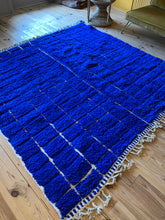 Charger l&#39;image dans la galerie, Tapis Béni Ouarain Neuf Blue Sky
