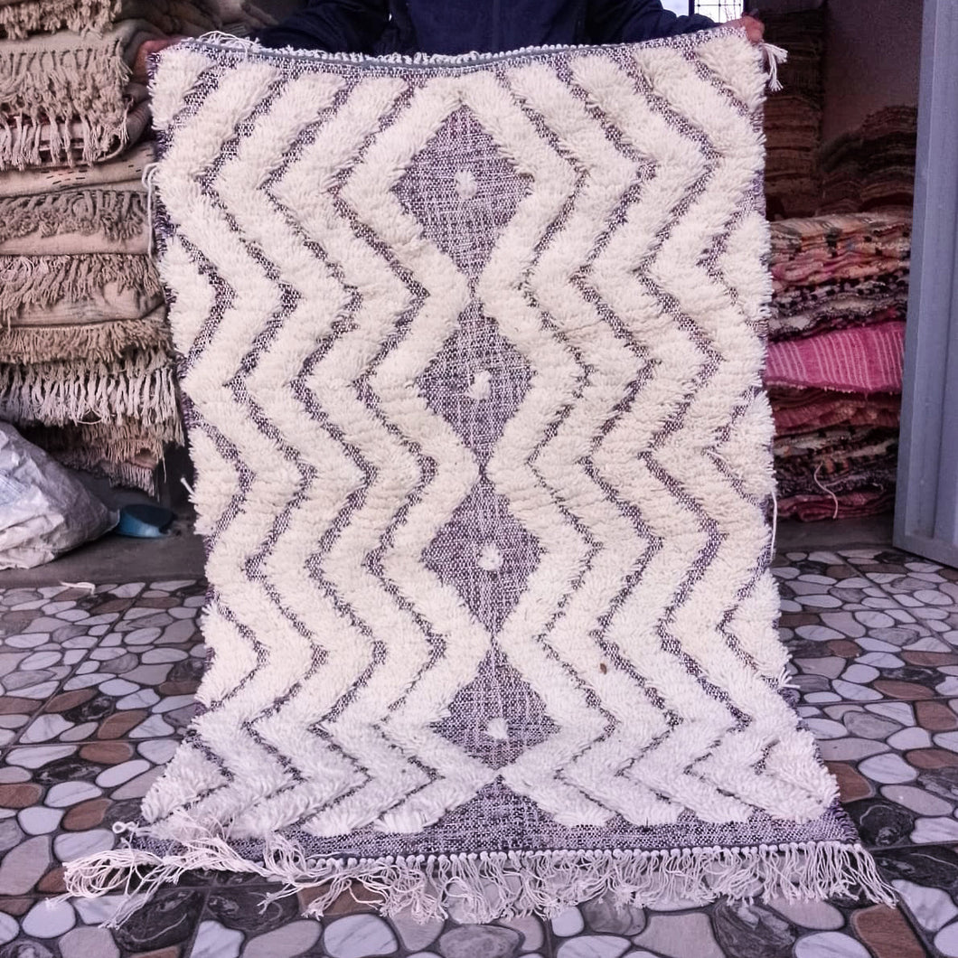 Tapis Béni Ouarain Neuf tissé sur un Kilim Neuf tout en relief Fraise 3