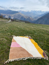 Charger l&#39;image dans la galerie, Tapis Béni Ouarain Neuf Soleil 1
