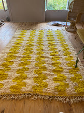 Charger l&#39;image dans la galerie, Tapis Béni Ouarain Neuf Vagues Yellow Summer
