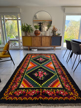 Charger l&#39;image dans la galerie, Tapis Moldave Summer 3
