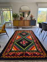 Charger l&#39;image dans la galerie, Tapis Moldave Summer 3
