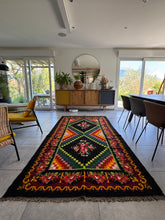 Charger l&#39;image dans la galerie, Tapis Moldave Summer 3
