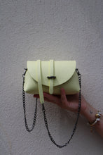 Charger l&#39;image dans la galerie, Sac Bee By Sandra En Cuir Grainé Luc ☀️☀️💫💫✨⭐️
