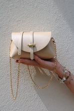 Charger l&#39;image dans la galerie, Sac Bee By Sandra En Cuir Irisé Laurent ⭐️✨🔥☀️🔥
