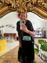 Charger l&#39;image dans la galerie, Sac Bee By Sandra tout en cuir Zébra Lova 🦓💙💙🪩
