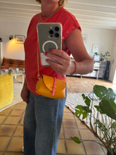 Charger l&#39;image dans la galerie, Sac Bee By Sandra tout en cuir Manille 🔥🔥😍☀️☀️💫
