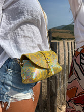 Charger l&#39;image dans la galerie, Sac Bee By Sandra En Cuir et Serpent Lucien ☀️☀️🔥💫
