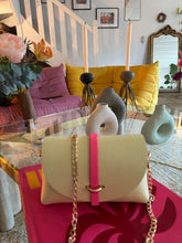 Charger l&#39;image dans la galerie, Sac Bee by Sandra Jaune et Rose Fluo
