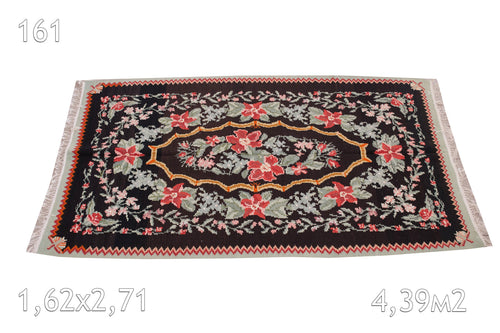 Tapis kilim De Moldavie Tissé en Laine Vintage Motif Floral