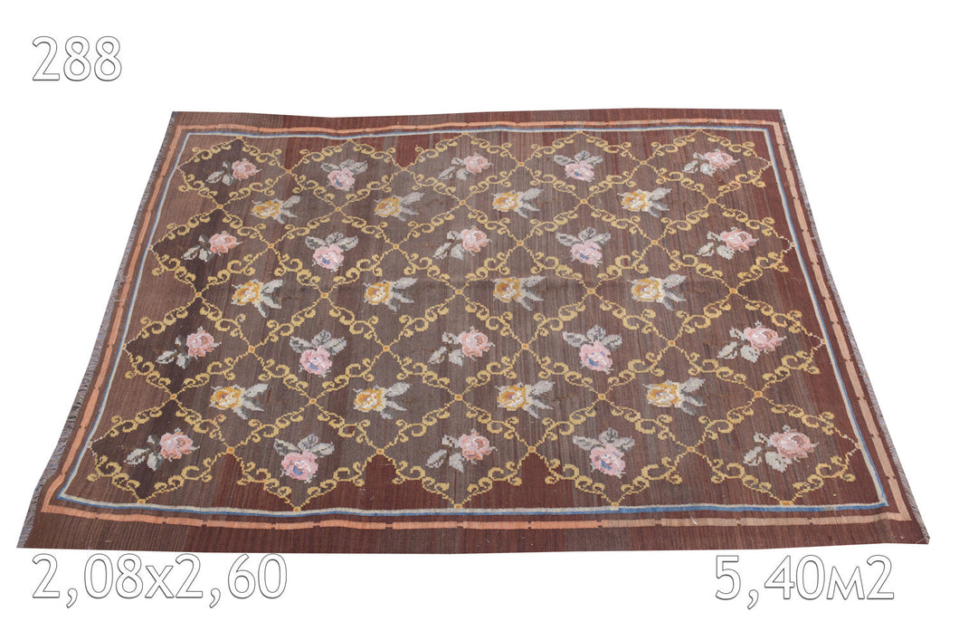 Tapis Bessarabie Tissé en Laine Ancien Motif Floral