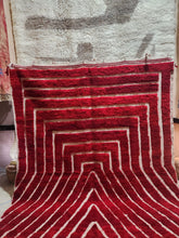 Charger l&#39;image dans la galerie, Tapis Béni Ouarain Neuf tout en relief Love
