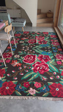 Charger et lire la vidéo dans la visionneuse de la Galerie, Tapis Moldave Maurice
