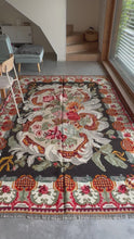 Charger et lire la vidéo dans la visionneuse de la Galerie, Tapis Moldave Frida
