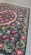 Charger et lire la vidéo dans la visionneuse de la Galerie, Tapis Moldave Vintage New Co September 4
