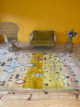 Charger l&#39;image dans la galerie, Tapis Boujaad en laine recyclée Saint Tropez 1
