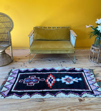 Charger l&#39;image dans la galerie, Tapis Azilal Vintage Lovely 3
