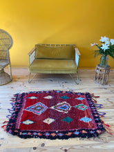 Charger l&#39;image dans la galerie, Tapis Boucherouite Vintage Lovely 4
