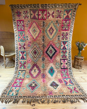 Charger l&#39;image dans la galerie, Tapis boujaad vintage pâtiné kilim berbère en laine
