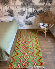 Charger l&#39;image dans la galerie, Tapis Azilal Vintage Sweety 7
