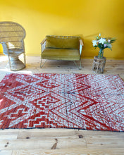 Charger l&#39;image dans la galerie, Tapis Boujaad Vintage Bam 2
