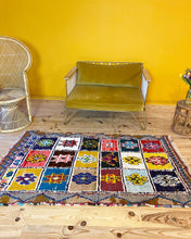 Charger l&#39;image dans la galerie, Tapis Azilal Vintage Party 3
