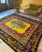 Charger l&#39;image dans la galerie, Tapis Moldave Vintage Gorgeous 2
