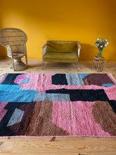 Charger l&#39;image dans la galerie, Tapis en laine shaggy boujaad chic et bohème
