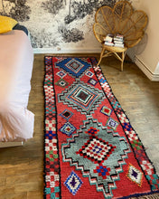 Charger l&#39;image dans la galerie, Tapis Azilal Vintage Week-end 1
