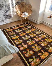 Charger l&#39;image dans la galerie, Tapis Moldave Vintage Birthday 3
