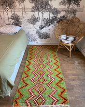 Charger l&#39;image dans la galerie, Tapis Azilal Vintage Sweety 7
