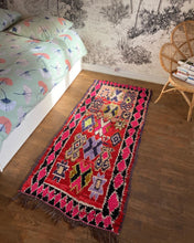 Charger l&#39;image dans la galerie, Tapis Azilal Vintage Emotion 2
