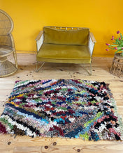 Charger l&#39;image dans la galerie, Tapis Boucherouite Vintage Vitamines 2
