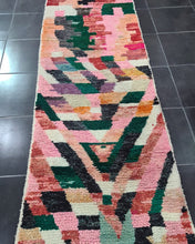 Charger l&#39;image dans la galerie, Tapis Boujaad Vintage Ouf 4
