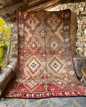 Charger l&#39;image dans la galerie, Tapis Boujaad Vintage Anastase et Colette 1
